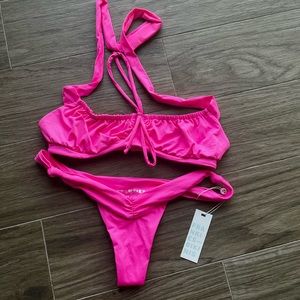 frankie’s bikini set